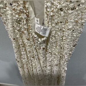 Beautiful wedding/prom dress.